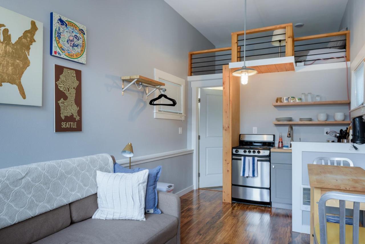 Tiny House By Kabino Mini Modern Tiny Home Heart Of Green Lake Pet Friendly Wifi Loft Up Ladder Plus Sleeper Sofa Сиатъл Екстериор снимка